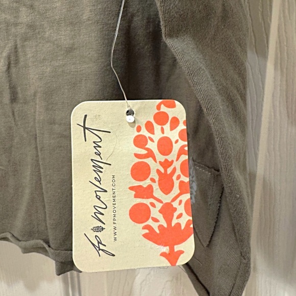 NWT FREE PEOPLE Inspire Graphic T-Shirt - Picture 2 of 7